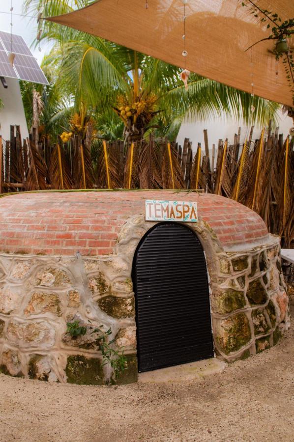 Xtambaa Cabins & Spa Only Adults El Cuyo Exterior photo